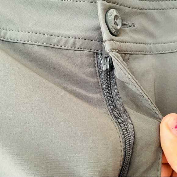 Eddie Bauer woman’s Gray utility Skirt size 12 large 
Short lined sporty summer - Picture 4 of 10